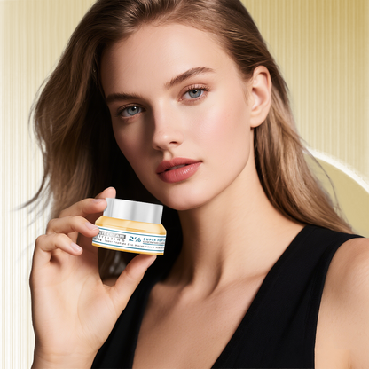 MOISTURIZING IN AN EYE CREAM